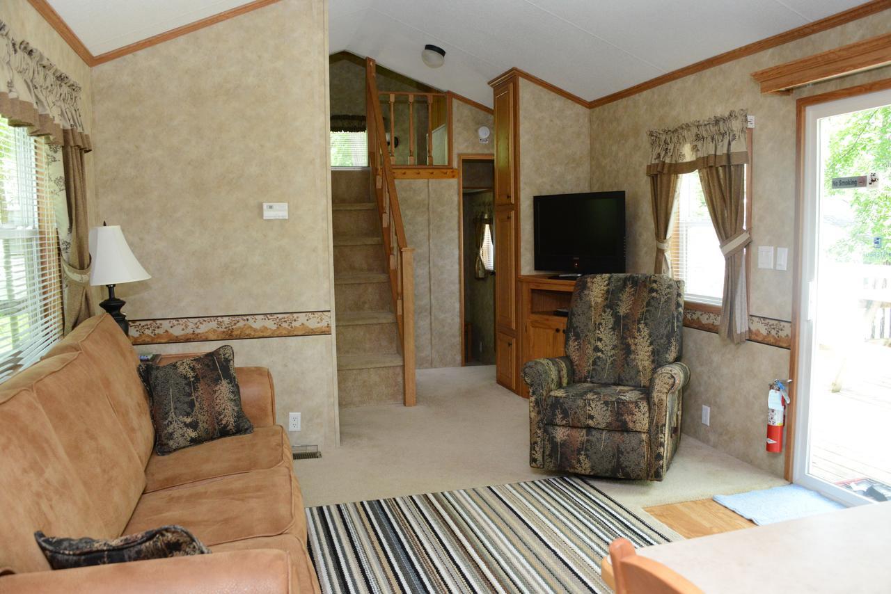 Riverside Resort Richmond Екстериор снимка